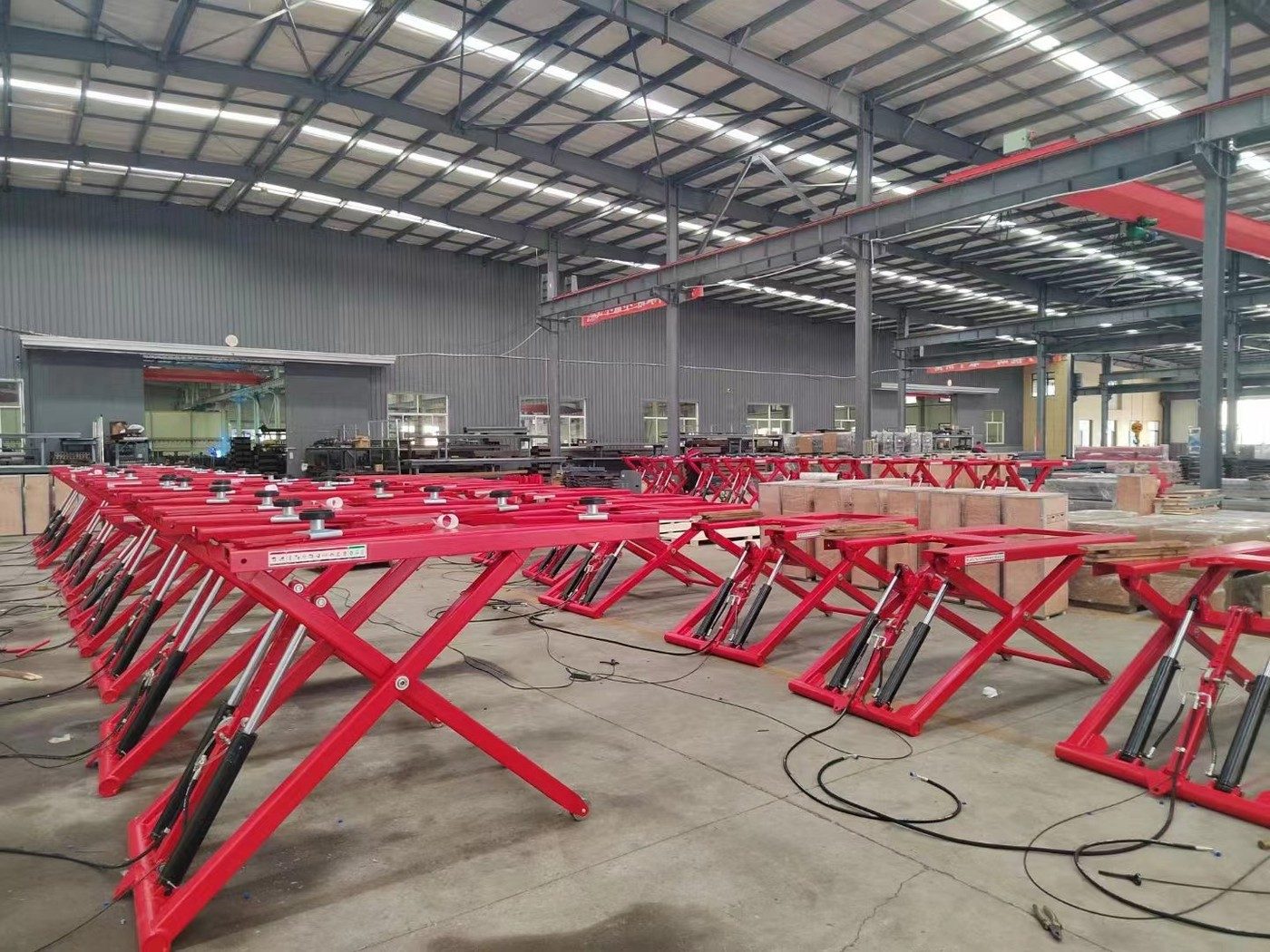 Scissor lift assembly line