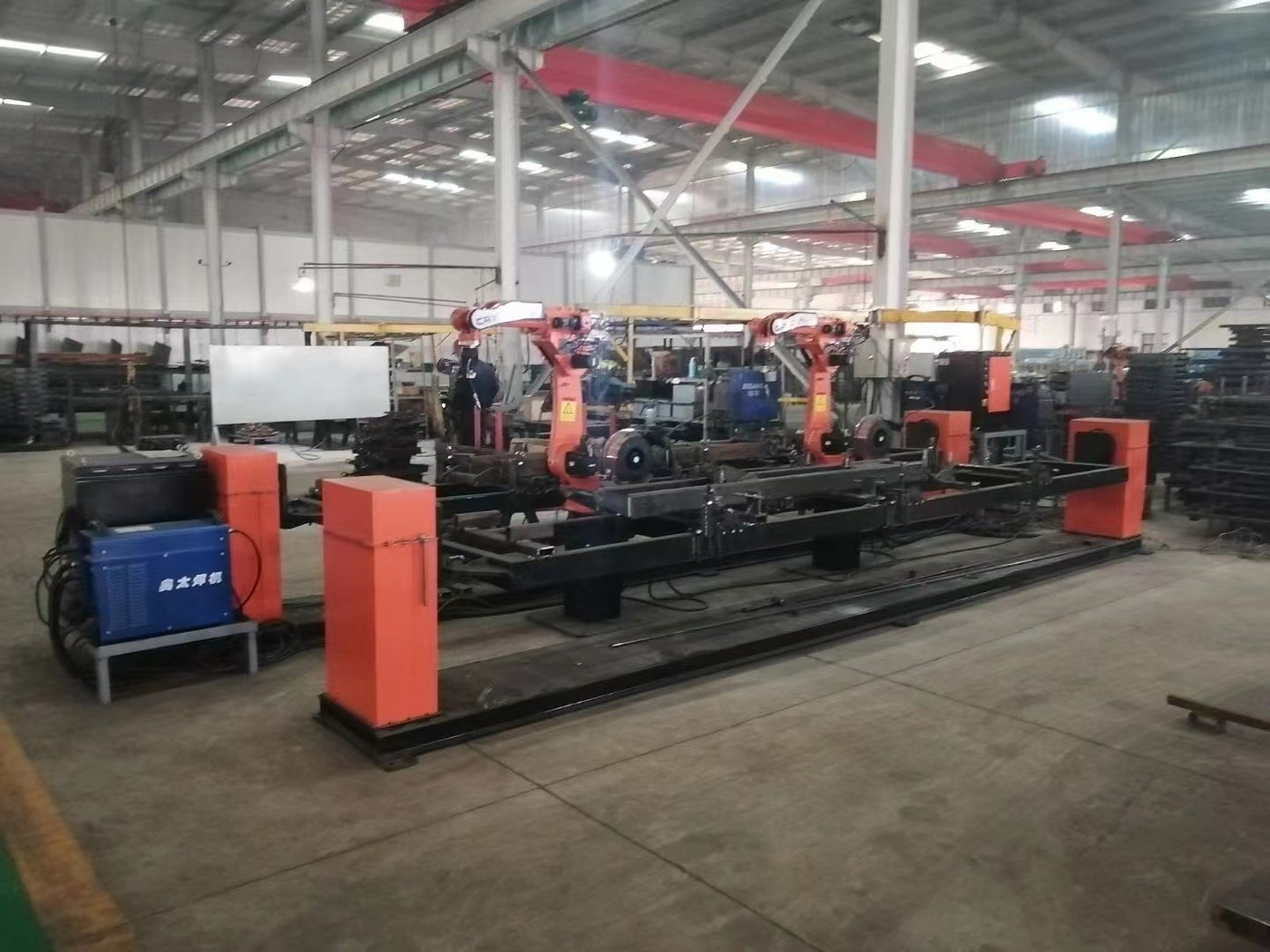 Robotic welding line